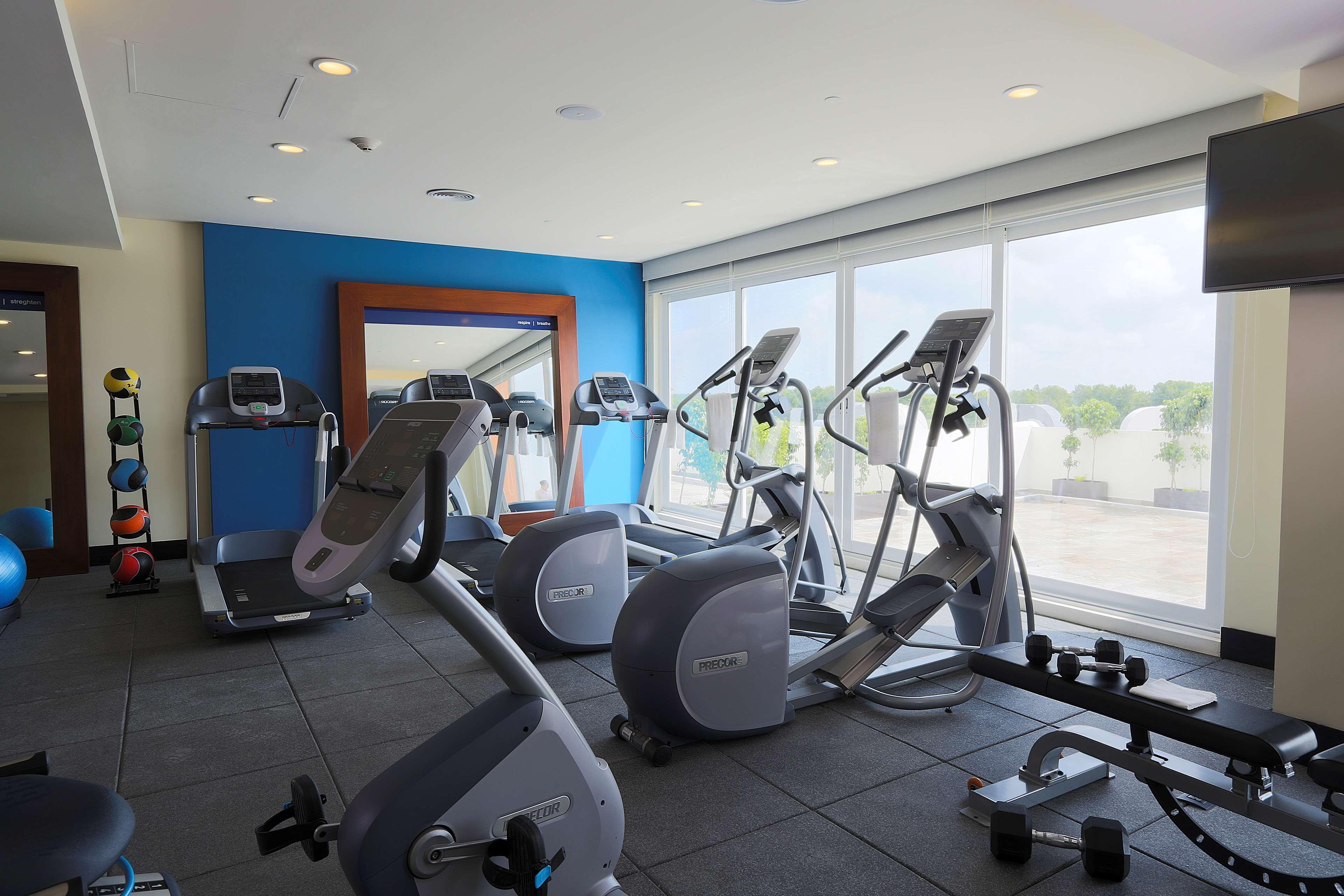 Hampton Inn & Suites By Hilton Paraiso Ngoại thất bức ảnh